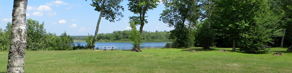 AuTrain Lake Campground